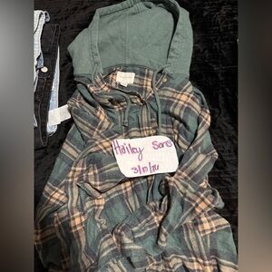 AE SMALL PLAID HOODIE